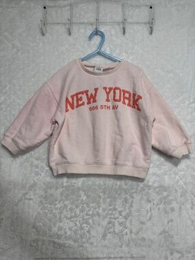 Zara Kids New York Spell Out Pink Knit Pullover Sweater Girls Size 3-4 Sweatshir